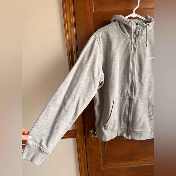 Vintage Nike Zip Up - Picture 2 of 6